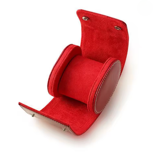 étui à montre rouge une montre